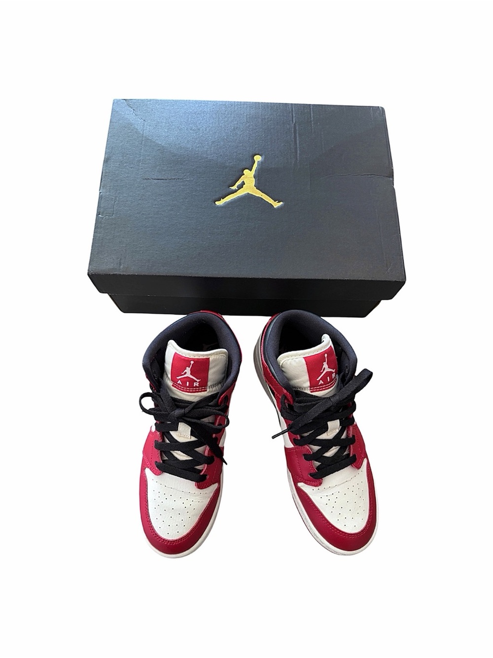 2020 Nike Air Jordan 1 Mid “Chicago”